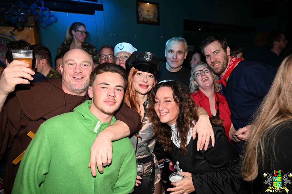 ../Images/Maandagavond carnaval 2026 135.jpg